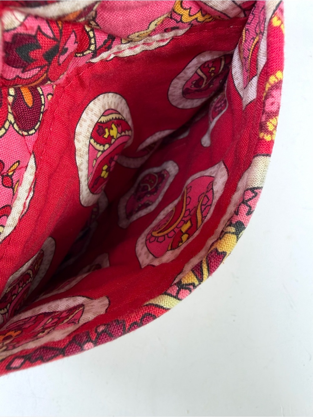 VERA BRADLEY Hipster Crossbody Purse - Rosy Posies Pink Red 10x10x2 - Picture 7 of 13